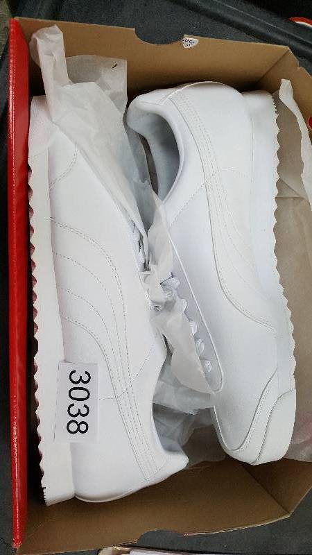 lot 3038 image: Puma Mens Roma Basic Sport Shoe  Shoes White - Size 14