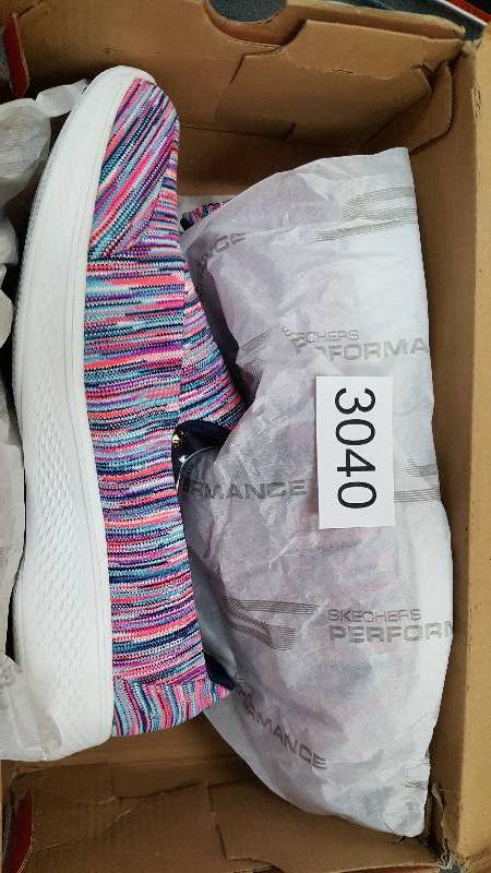 lot 3040 image: Skechers Womens GOwalk 4 Slip-On Walking Shoe  Shoes Pink -  Size 9.5