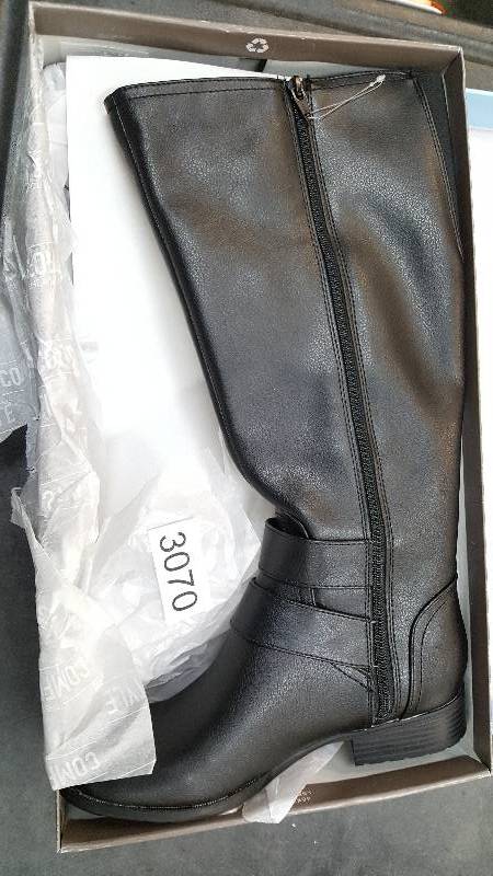 lot 3070 image: Life Stride WM X-MUST WC Boot  Boots - Wide&nbspColor - Black Size - 8