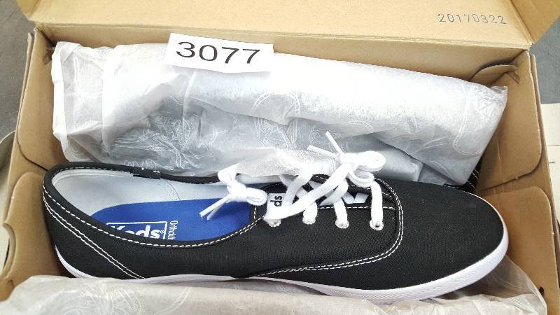 lot 3077 image: Keds Womens Champion Canvas Sneaker Shoe  Shoes Black  White&nbspMedium width Color -&nbspBlack Size - 10