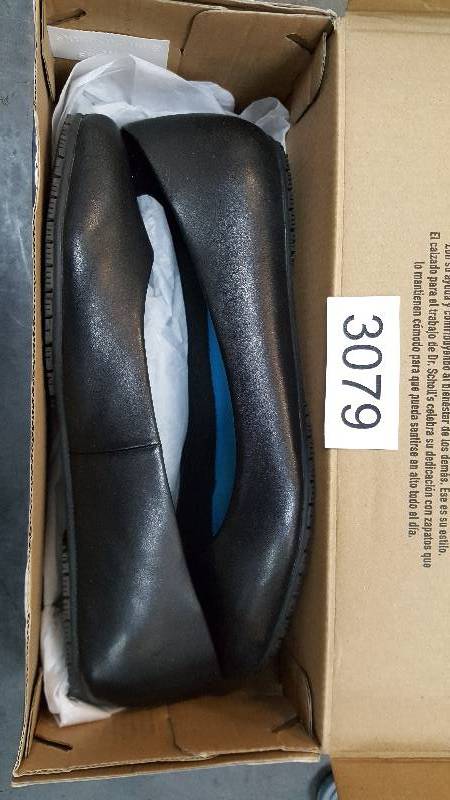 lot 3079 image: Dr.Scholls Womens Rain Work Shoe  Shoes Color - Black Size - 7