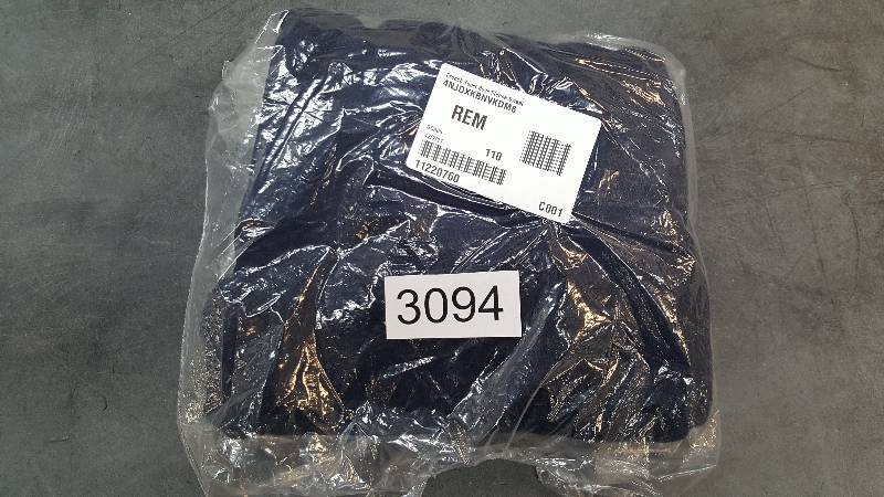 lot 3094 image: French Toast Boys Fleece Sweatpant  Pants Color - Navy Size - M (8)