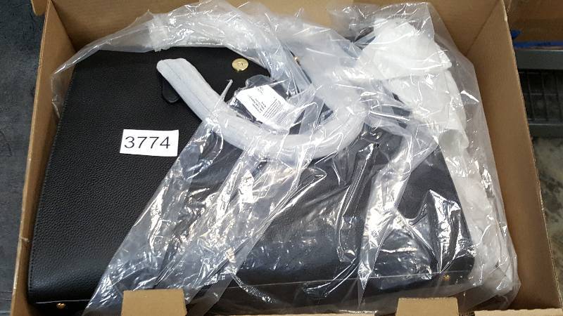 lot 3774 image: Ralph Lauren Carrington Tote &nbspBag  Purse  Handbag  Black