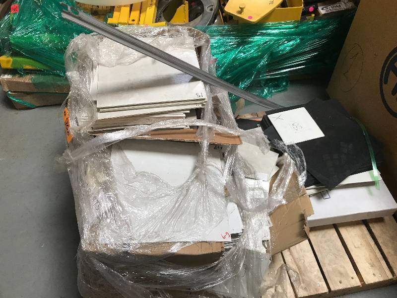 PALLET OF MISC. FLOOR TILE