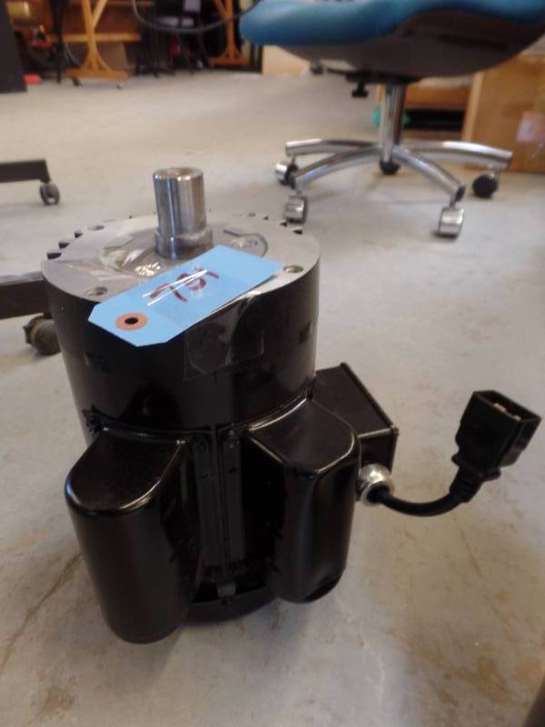 ELECTRIC MOTOR