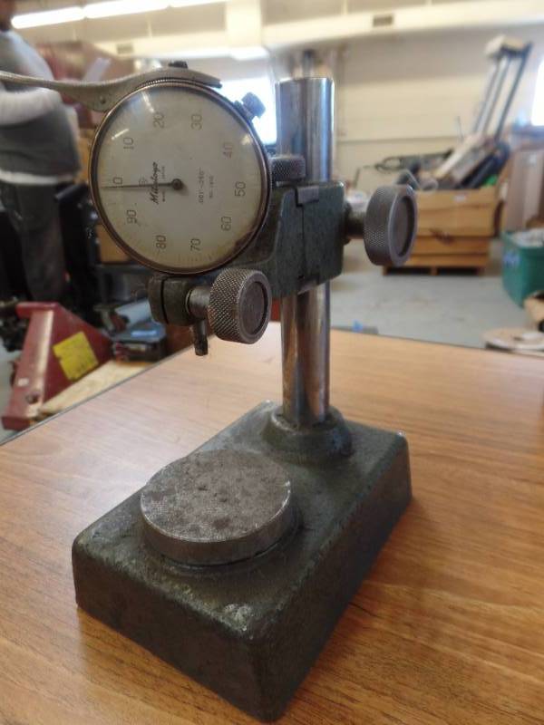 DIAL GAUGE STAND WITH INDICATOR
