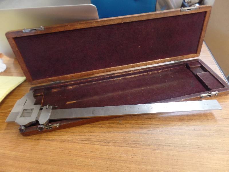 STARRETT VERNIER WITH CASE