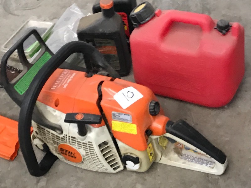 lot 10 image: Stihl Chainsaw