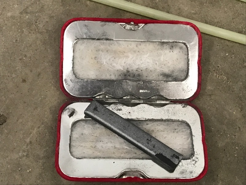 lot 24 image: Pup Tent & Flint Fire Starter
