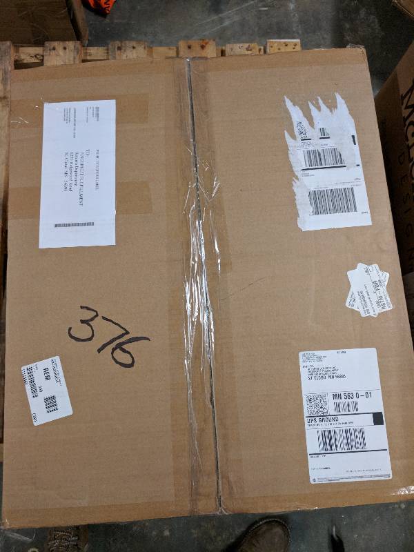 lot 376 image: Chefs Mark 1.6 Cu. Ft. 1100-Watt Microwave Oven