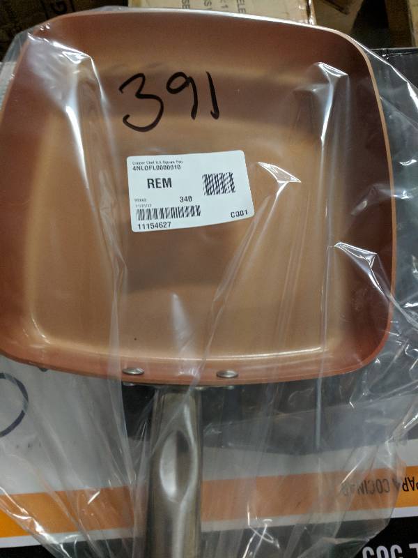 lot 391 image: Copper Chef 9.5 Square Nonstick Aluminum Pan
