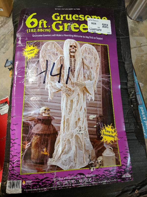 lot 441 image: 6 Winged Reaper