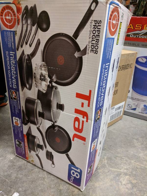 lot 448 image: T-fal Initiatives 18-Pc. Nonstick Cookware Set