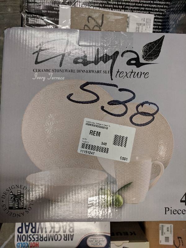 lot 538 image: Elama Ivory Terrace 4 Piece Textured Dinnerware Set