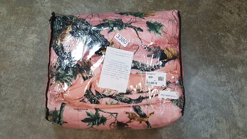 Superflauge Game 8-Pc. Bed Set Pink - Queen