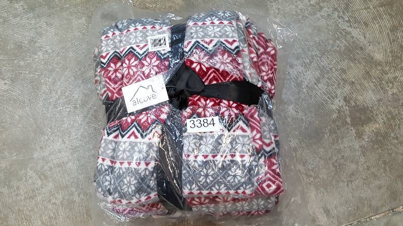 alcove Velvet Blanket and Throw Combo Gift Set - FullQueen