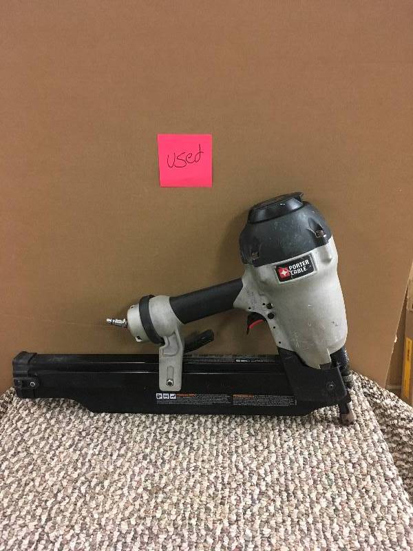Porter Cable 21-Degree 3-12 in. Full Round Head Framiming Nailer in working conditions