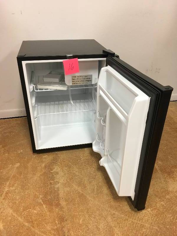 Galanz 2.7 CU.FT. One Door Refrigerator Black in working conditions
