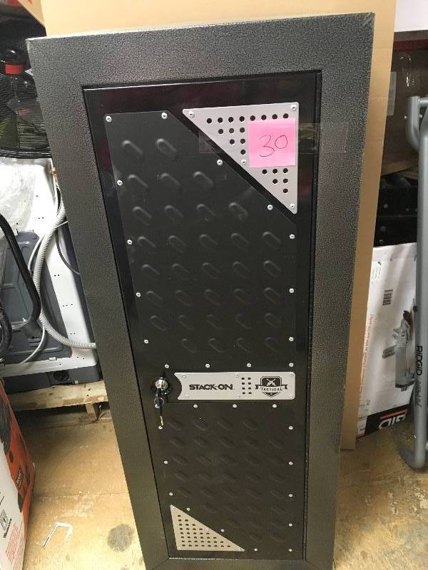 Stack-On 16-Gun Tactical Security Cabinet Key Lock,Black not used whit small dent on the side