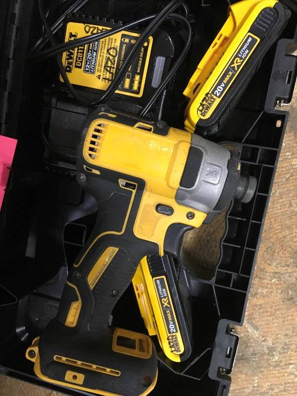 Dewalt 20-Volt MAX XR Lithium-Ion Cordless Brushless 14 . 3-Speed Impact Driver with (2) Batteries 2Ah,Charger in working conditions