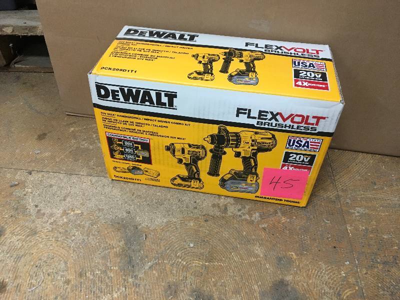 DeWalt 20 Volt MAX FLEXVOLT Cordless Lithiu-Ion Haer Drill & Ipact Driver Combo Kit open box never used