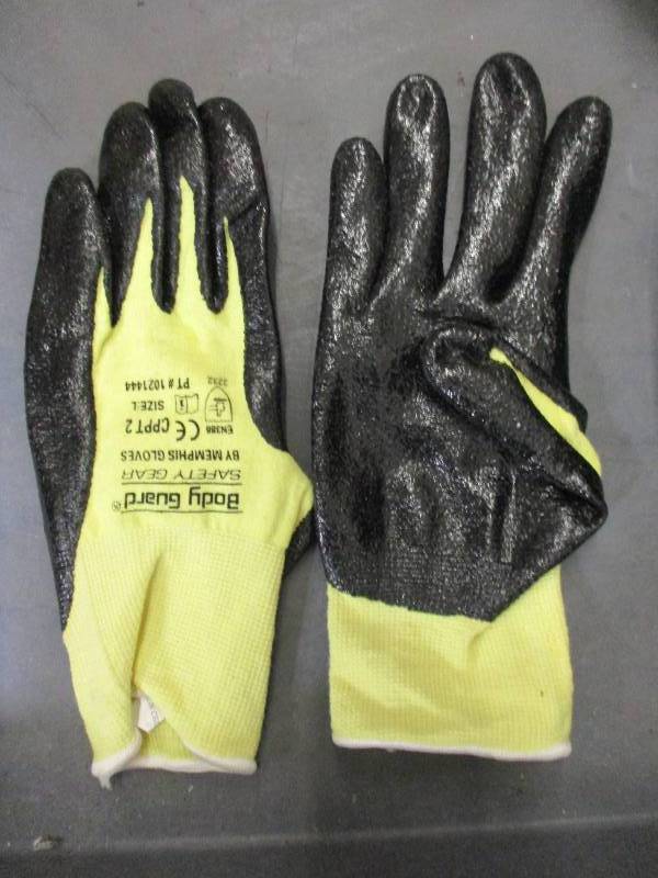 Dipped Cut Resisant Gloves
