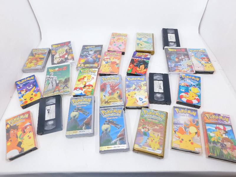 lot 12 image: Lot of VHSs