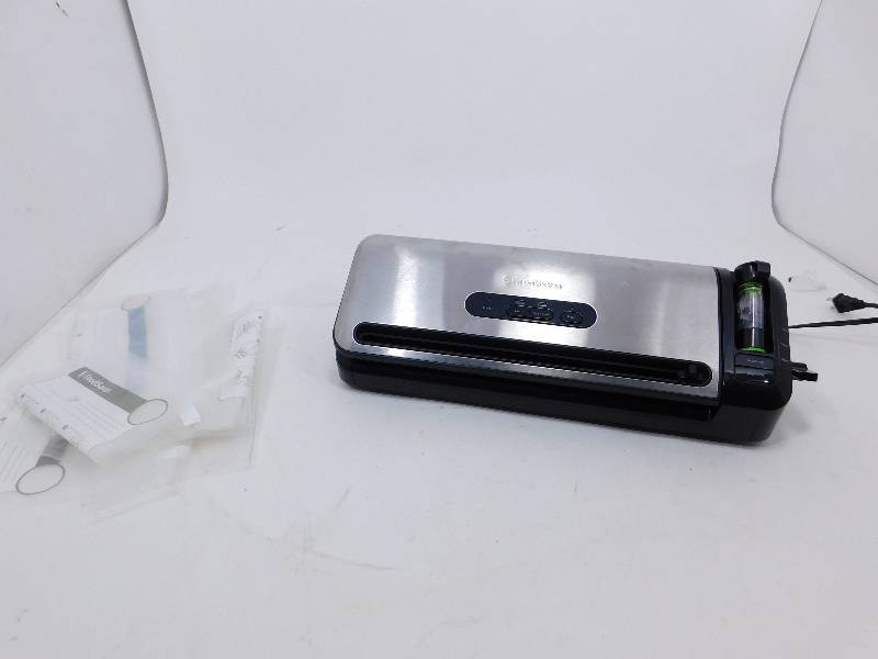 lot 58 image: FoodSaver Vacuum Sealer in Stainless Steel