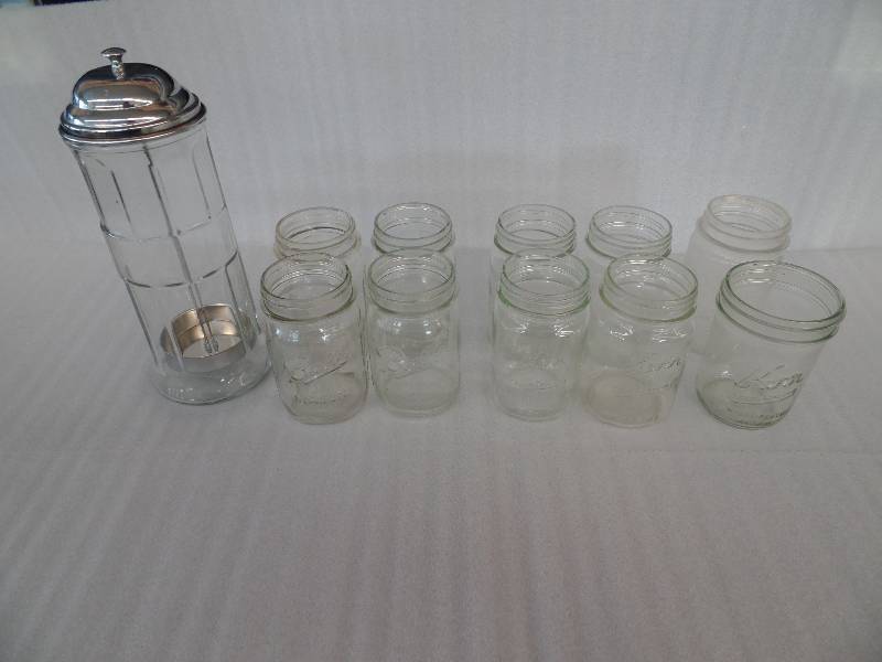 Mason Jars & Straw Dispenser