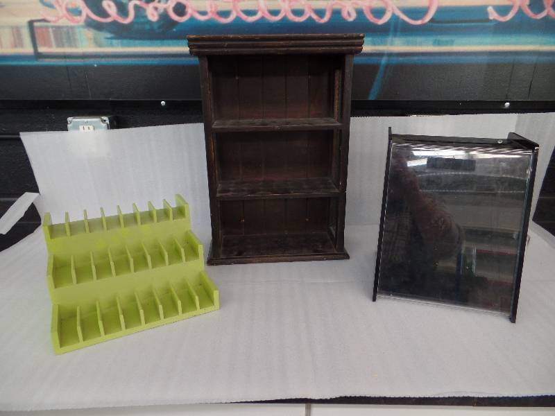 Display shelfs