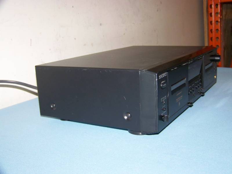 lot 67 image: Sony, Dual Stereo Cassette Deck  Tape Player