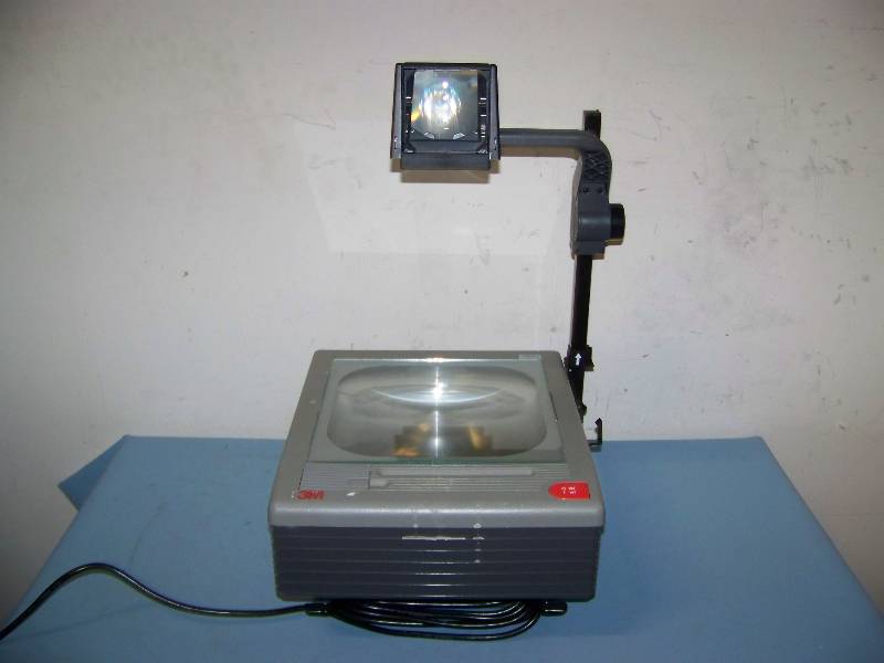lot 97 image: 3M, Overhead Projector with Dual Bulbs