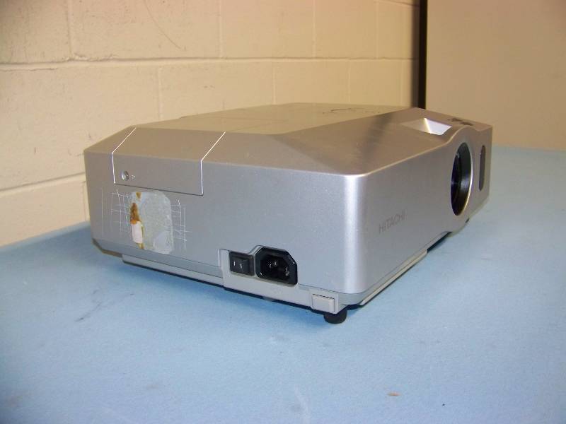 lot 34 image: Hitachi, CP-X306, LCD Projector