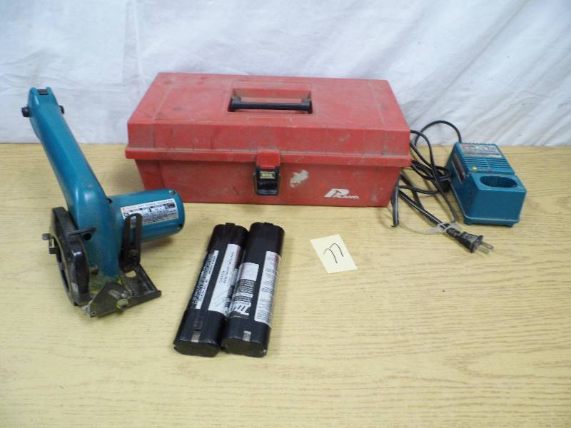 Makita Cordless Grinder