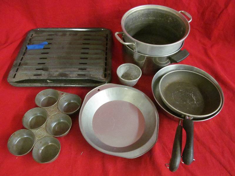 broiler pan ,kettles