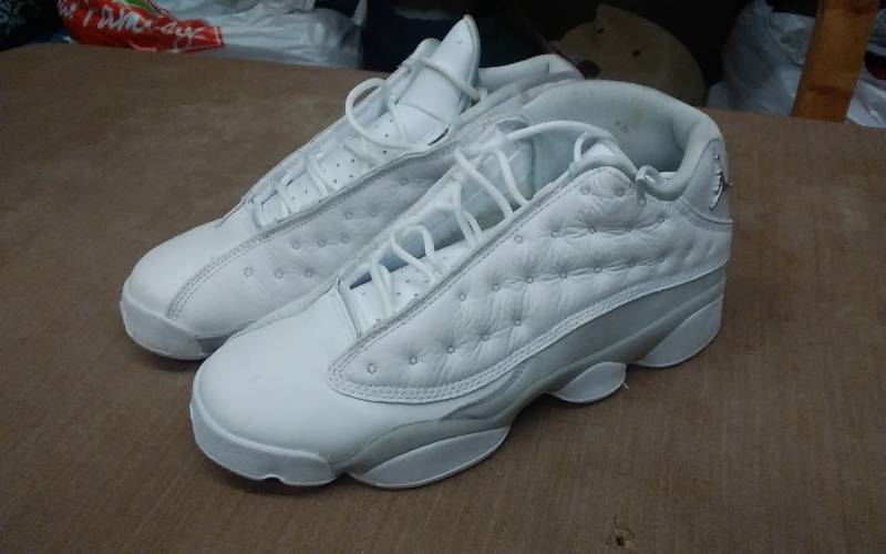 Air Jordan 13 Retro Low (Pure Platinum) Size 7Y $180.00