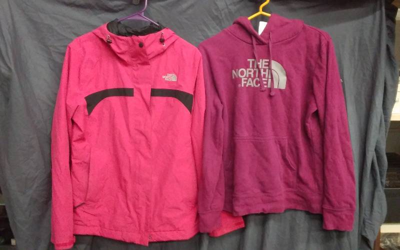 The North Face Jacket & Hoodie Size M