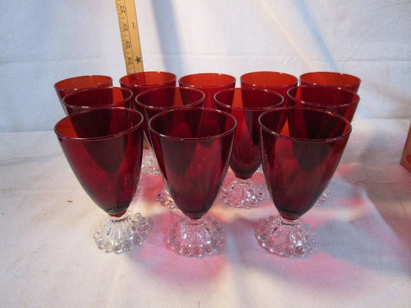 Ruby Red 12 Pieces