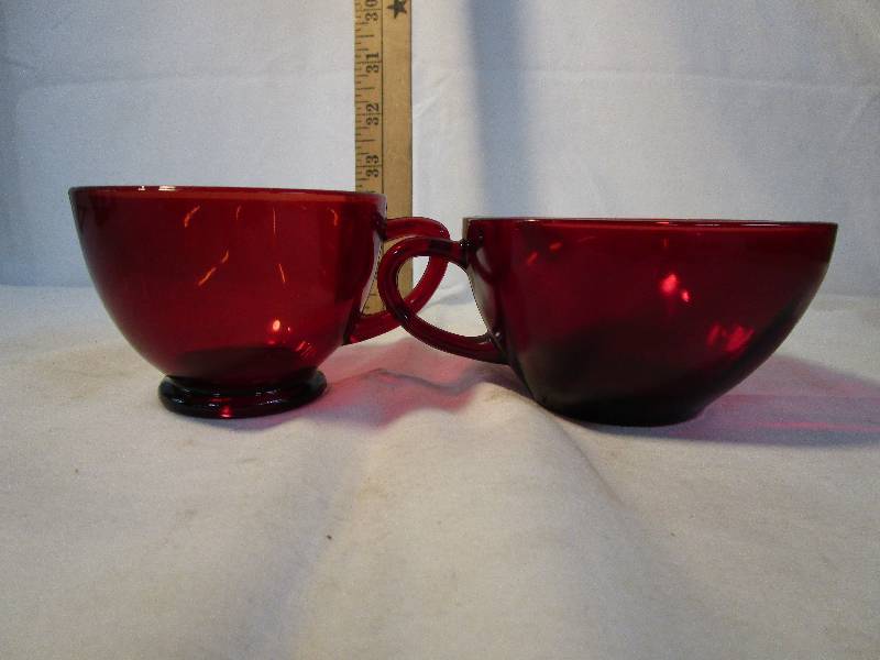 Ruby Red 18 Pieces cups