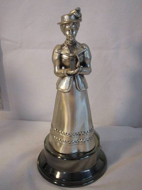 Avon Rare 8.5 Pewter Mrs. Albee Award Sales Increase 1985-1986