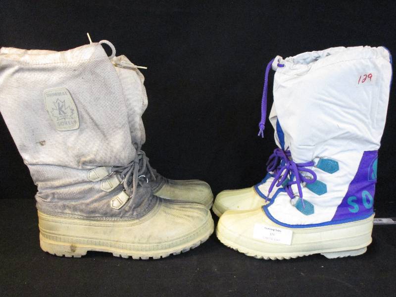 2 sets of Sorel Boots Grey Mens Size 11 and Purple Womens Size 8