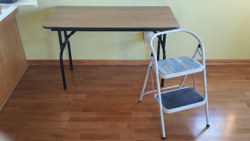4 Folding Table & Padded Step Stool