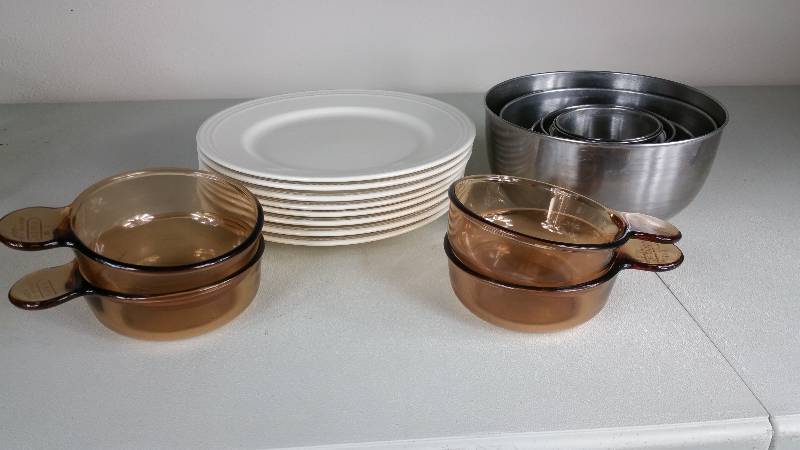 Metal Mixing Bowls, Plates, Cookware