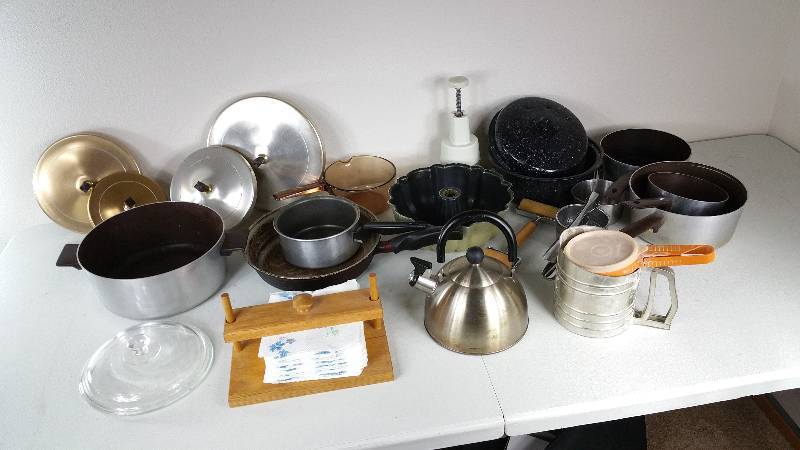 Pots, Pans, Kettles, Roasters, etc.