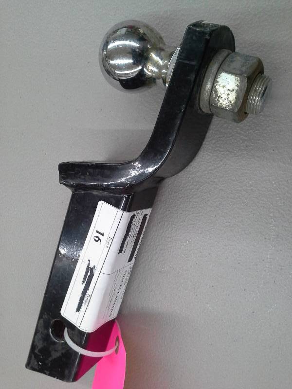 lot 106 image: Receiver Hitch with 2 Ball