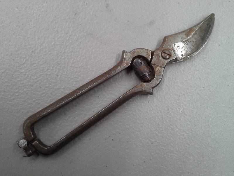lot 108 image: Misc. Hand Tools.