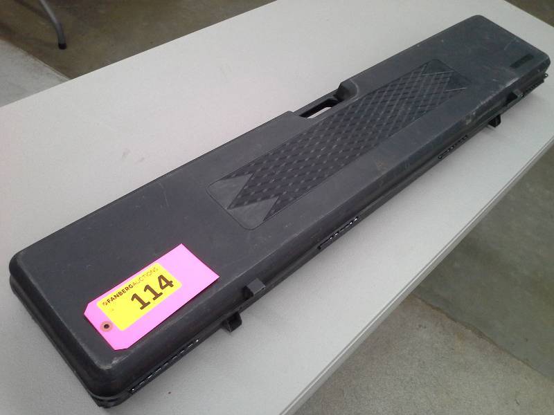 lot 114 image: Gun Guard Firearm Carrying Case