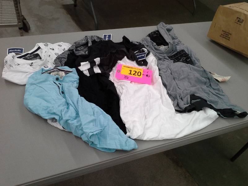 lot 120 image: (6) T-Shirts