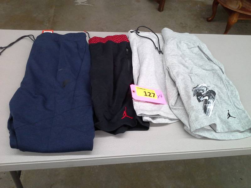lot 127 image: Clothing Lot