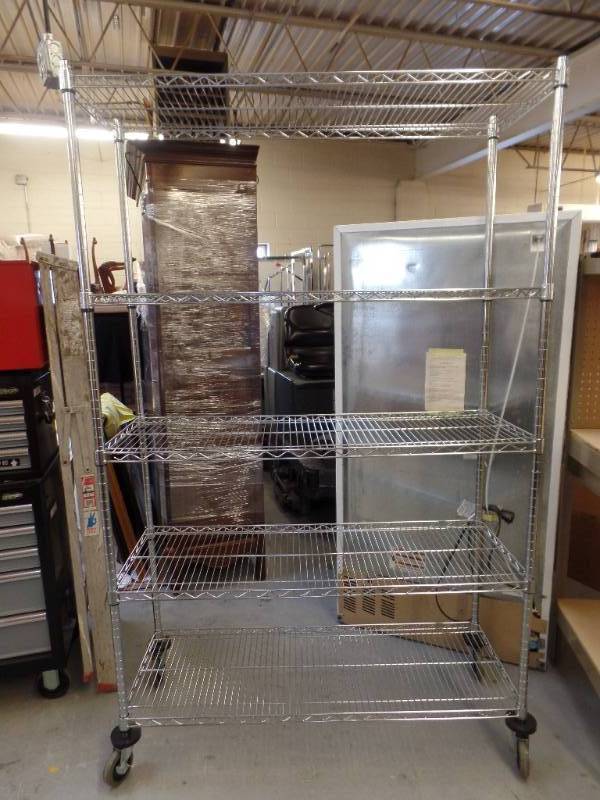 lot 505 image: ROLLING METRO STYLE SHELVING